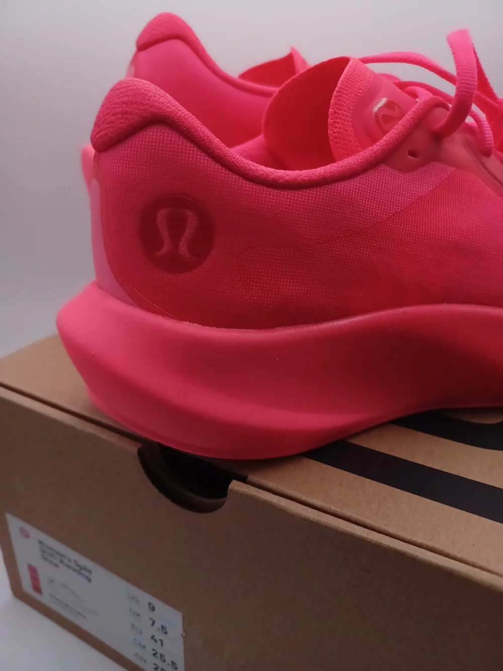 Lululemon Women's Split Shift Running Shoe in STBH/CRLS/CRYE Size 9